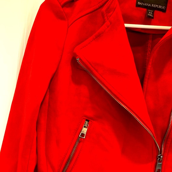 Banana Republic - Picture 5 of 9